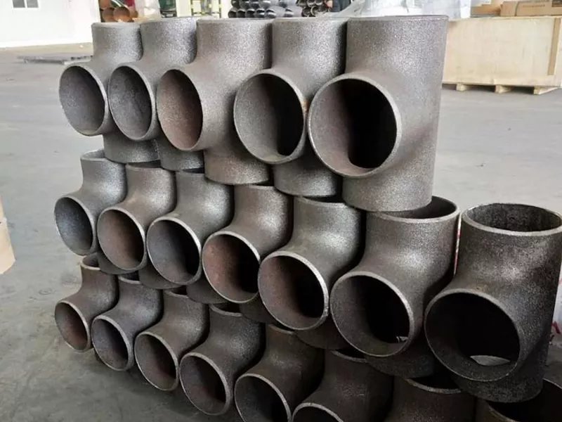 Wat is een geblokkeerd T-stuk en waarom is het essentieel voor pijpleiding-pigging-systemen?